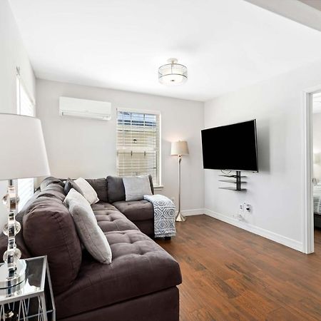 Stunning & Vibrant Apt 7 Min From Tx Med Center Houston Buitenkant foto