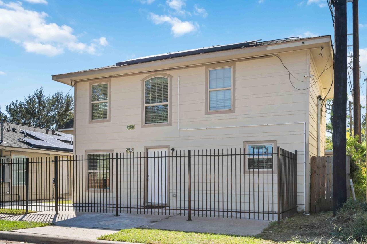 Stunning & Vibrant Apt 7 Min From Tx Med Center Houston Buitenkant foto